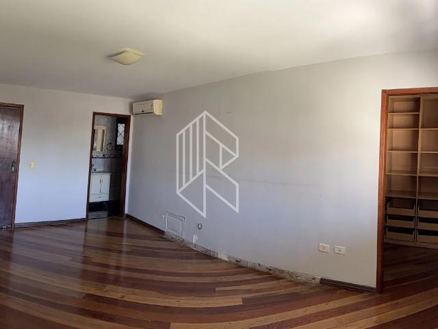 Casa / Sobrado para Venda em São José dos Pinhais/PR Cidade Jardim