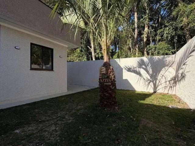 Casa / Sobrado para Venda em São José dos Pinhais/PR Colônia Rio Grande 3 Quartos