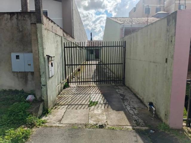 Casa / Sobrado para Venda em São José dos Pinhais/PR Costeira 2 Quartos