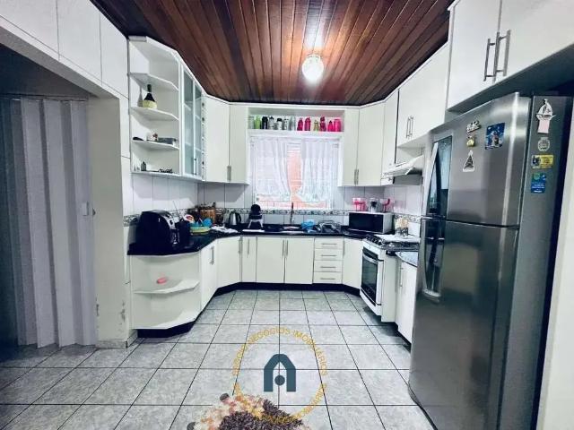 Casa / Sobrado para Venda em São José dos Pinhais/PR Costeira 2 Quartos