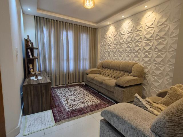 Casa / Sobrado para Venda em São José dos Pinhais/PR Costeira 3 Quartos