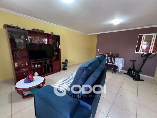 Casa / Sobrado para Venda em São José dos Pinhais/PR Costeira 3 Quartos