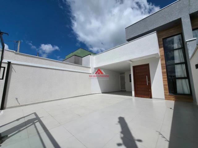 Casa / Sobrado para Venda em São José dos Pinhais/PR Costeira 3 Quartos