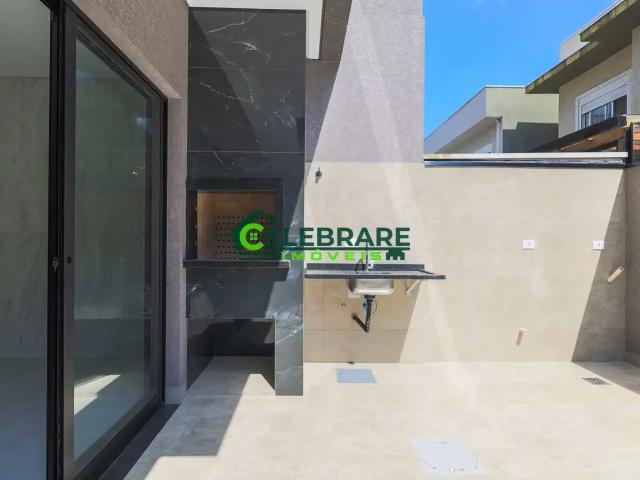 Casa / Sobrado para Venda em São José dos Pinhais/PR Costeira 3 Quartos