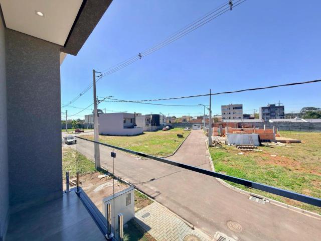 Casa / Sobrado para Venda em São José dos Pinhais/PR Costeira 3 Quartos