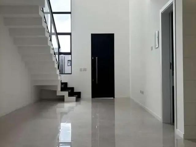 Casa / Sobrado para Venda em São José dos Pinhais/PR Costeira 3 Quartos