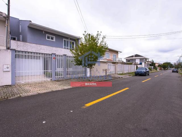 Casa / Sobrado para Venda em São José dos Pinhais/PR Costeira 3 Quartos