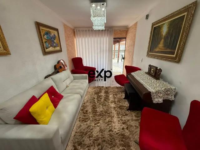 Casa / Sobrado para Venda em São José dos Pinhais/PR Costeira 3 Quartos