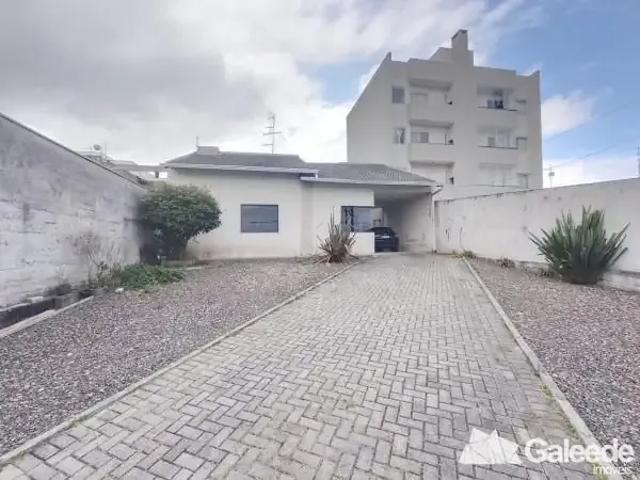 Casa / Sobrado para Venda em São José dos Pinhais/PR Cruzeiro 2 Quartos