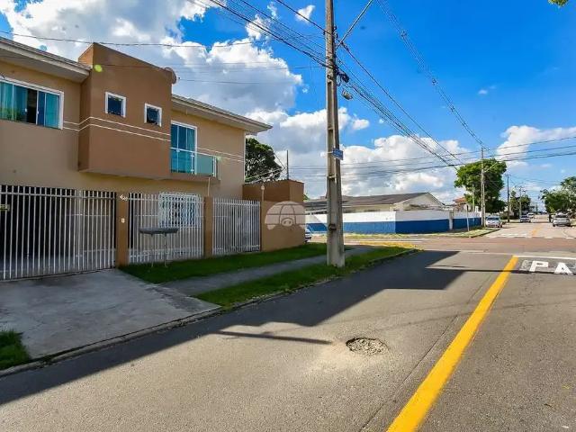 Casa / Sobrado para Venda em São José dos Pinhais/PR Cruzeiro 3 Quartos