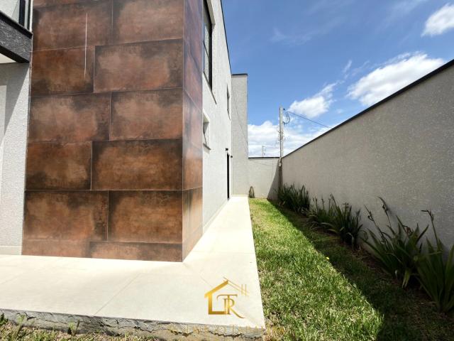 Casa / Sobrado para Venda em São José dos Pinhais/PR Cruzeiro 3 Quartos