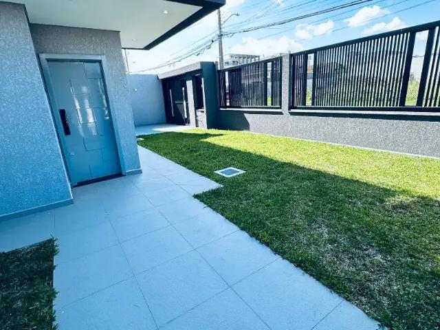 Casa / Sobrado para Venda em São José dos Pinhais/PR Cruzeiro 3 Quartos