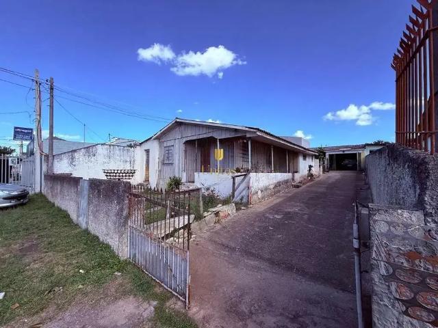 Casa / Sobrado para Venda em São José dos Pinhais/PR Cruzeiro 3 Quartos