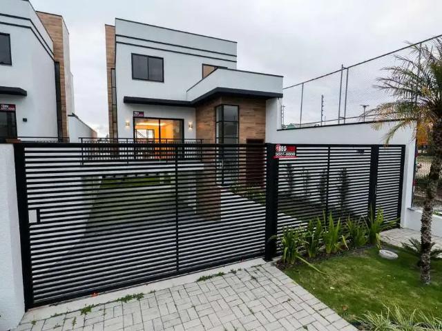 Casa / Sobrado para Venda em São José dos Pinhais/PR Cruzeiro 3 Quartos