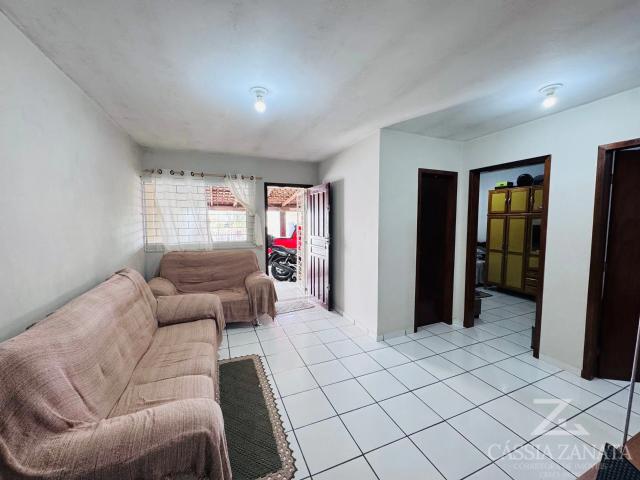 Casa / Sobrado para Venda em São José dos Pinhais/PR Del Rey 3 Quartos