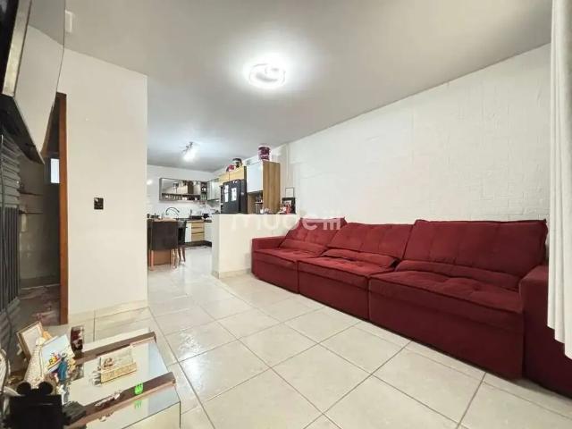Casa / Sobrado para Venda em São José dos Pinhais/PR Del Rey 2 Quartos