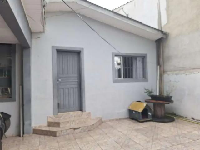 Casa / Sobrado para Venda em São José dos Pinhais/PR Guatupê 3 Quartos