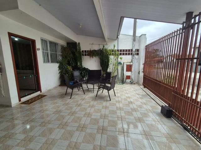 Casa / Sobrado para Venda em São José dos Pinhais/PR Guatupê 3 Quartos