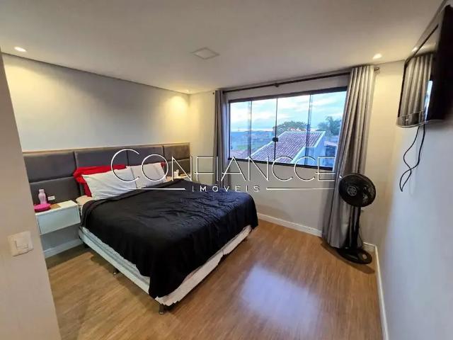 Casa / Sobrado para Venda em São José dos Pinhais/PR Guatupê 4 Quartos