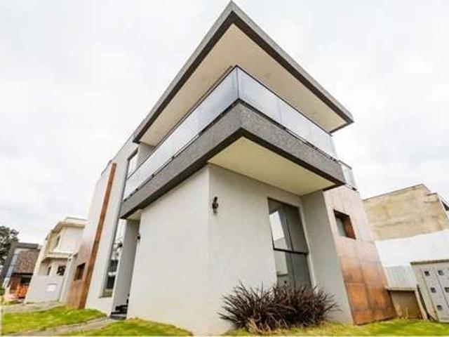 Casa / Sobrado para Venda em São José dos Pinhais/PR Itália 3 Quartos