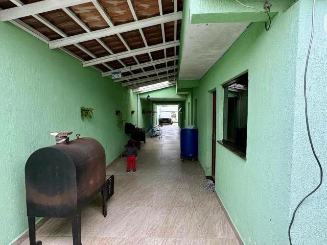Casa / Sobrado para Venda em São José dos Pinhais/PR Iná 4 Quartos