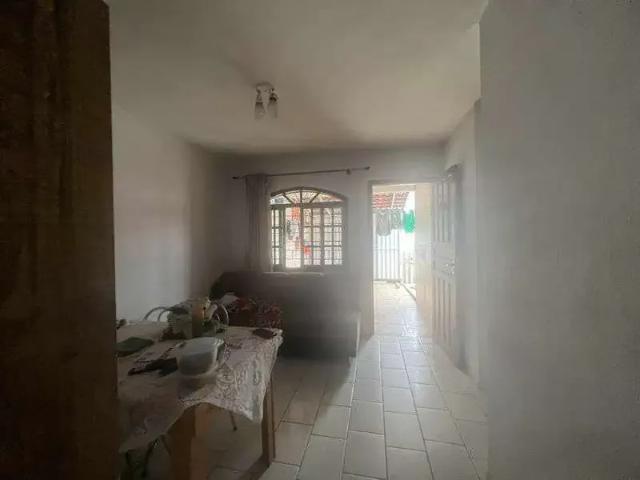 Casa / Sobrado para Venda em São José dos Pinhais/PR Iná 2 Quartos