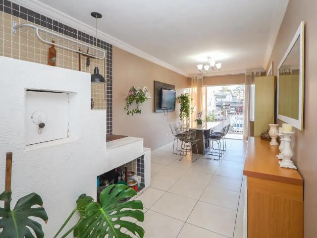 Casa / Sobrado para Venda em São José dos Pinhais/PR Iná 3 Quartos