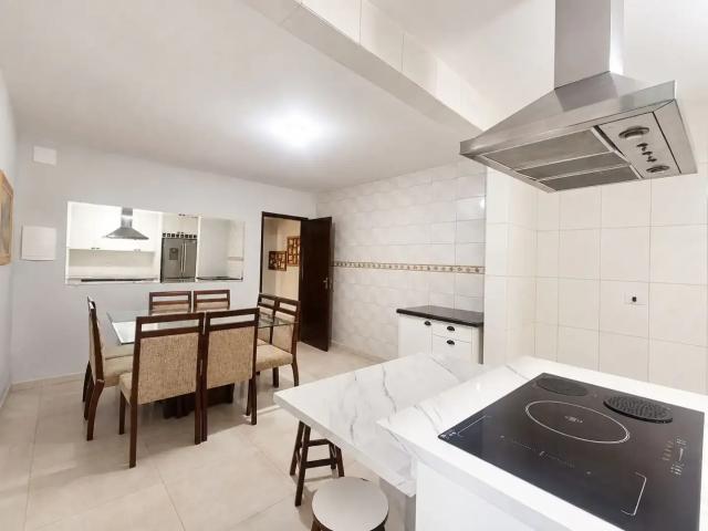 Casa / Sobrado para Venda em São José dos Pinhais/PR Iná 3 Quartos