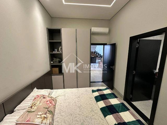 Casa / Sobrado para Venda em São José dos Pinhais/PR Ipê 4 Quartos