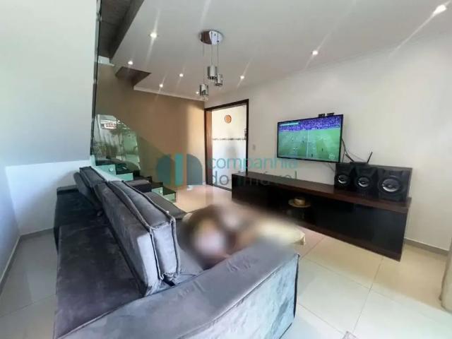 Casa / Sobrado para Venda em São José dos Pinhais/PR Ipê 4 Quartos