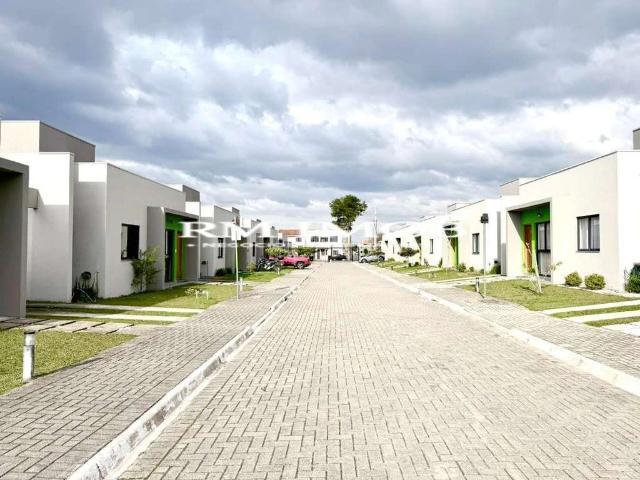 Casa / Sobrado para Venda em São José dos Pinhais/PR Ipê 3 Quartos