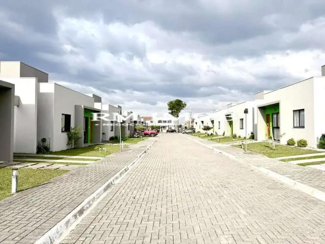 Casa / Sobrado para Venda em São José dos Pinhais/PR Ipê 3 Quartos