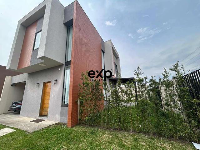 Casa / Sobrado para Venda em São José dos Pinhais/PR Ipê 3 Quartos