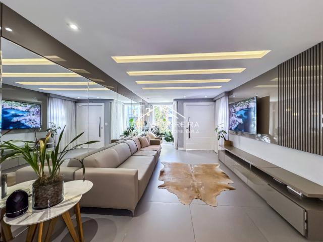 Casa / Sobrado para Venda em São José dos Pinhais/PR Pedro Moro 3 Quartos