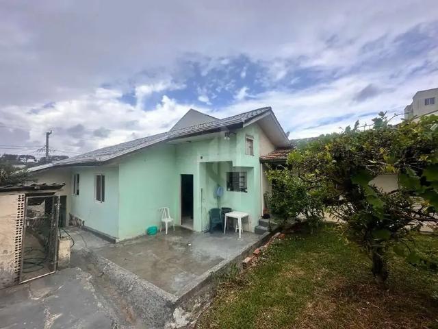 Casa / Sobrado para Venda em São José dos Pinhais/PR Pedro Moro 3 Quartos