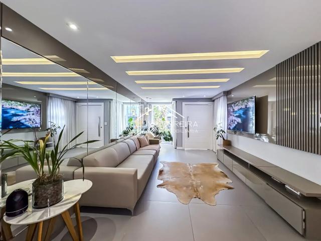 Casa / Sobrado para Venda em São José dos Pinhais/PR Pedro Moro 3 Quartos