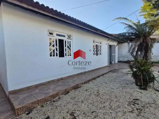 Casa / Sobrado para Venda em São José dos Pinhais/PR Quississana 3 Quartos