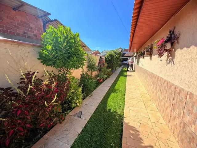 Casa / Sobrado para Venda em São José dos Pinhais/PR Rio Pequeno 3 Quartos