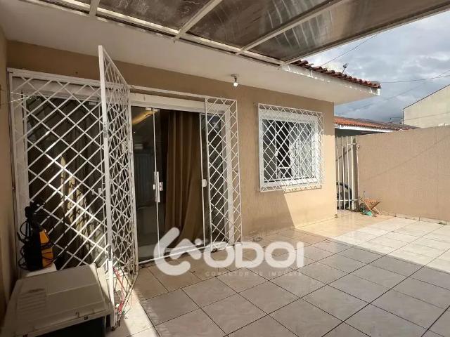 Casa / Sobrado para Venda em São José dos Pinhais/PR Roseira de São Sebastião 3 Quartos