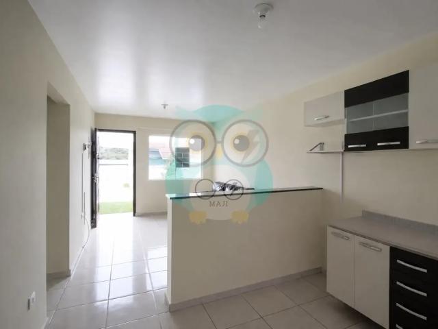 Casa / Sobrado para Venda em São José dos Pinhais/PR São Marcos 2 Quartos