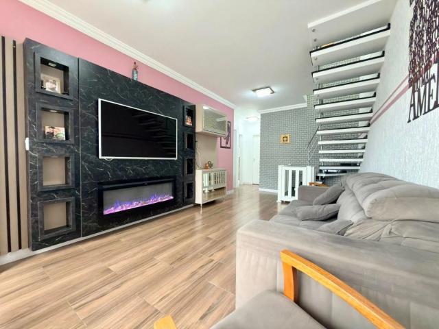 Casa / Sobrado para Venda em São José dos Pinhais/PR Santo Antônio 4 Quartos