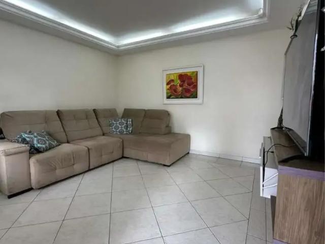Casa / Sobrado para Venda em São José/SC Areias 4 Quartos