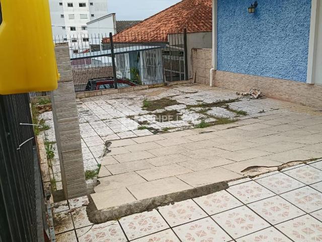 Casa / Sobrado para Venda em São José/SC Areias 5 Quartos