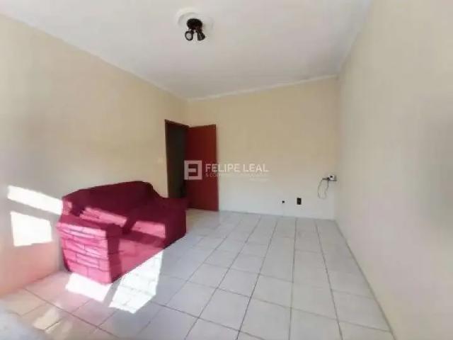 Casa / Sobrado para Venda em São José/SC Areias 5 Quartos
