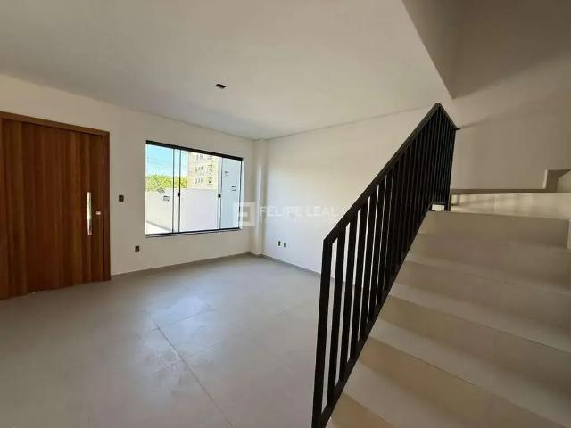 Casa / Sobrado para Venda em São José/SC Areias 2 Quartos