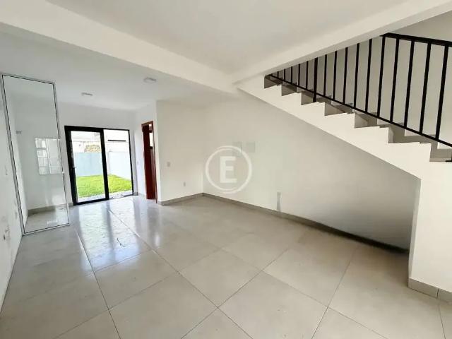 Casa / Sobrado para Venda em São José/SC Areias 2 Quartos