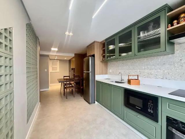 Casa / Sobrado para Venda em São José/SC Areias