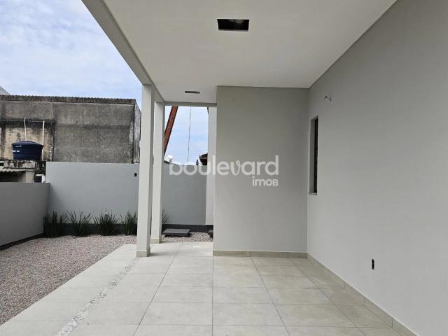 Casa / Sobrado para Venda em São José/SC Areias 3 Quartos