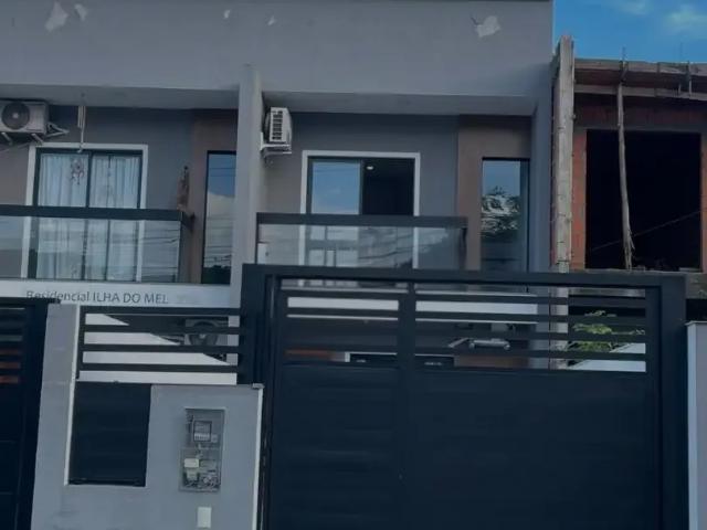 Casa / Sobrado para Venda em São José/SC Areias 3 Quartos