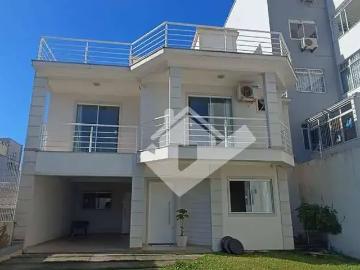 Casa / Sobrado para Venda em São José/SC Barreiros 4 Quartos